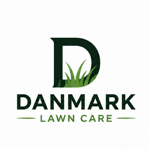 Danmark Lawn Care logo